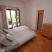 Appartamenti Villa Knezevic, alloggi privati a Igalo, Montenegro - Apartman Garden